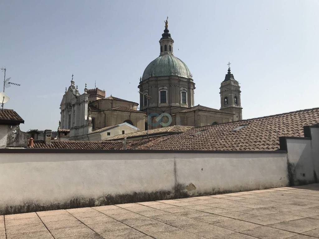 casa indipendente in vendita a Lonato del Garda in zona Lido