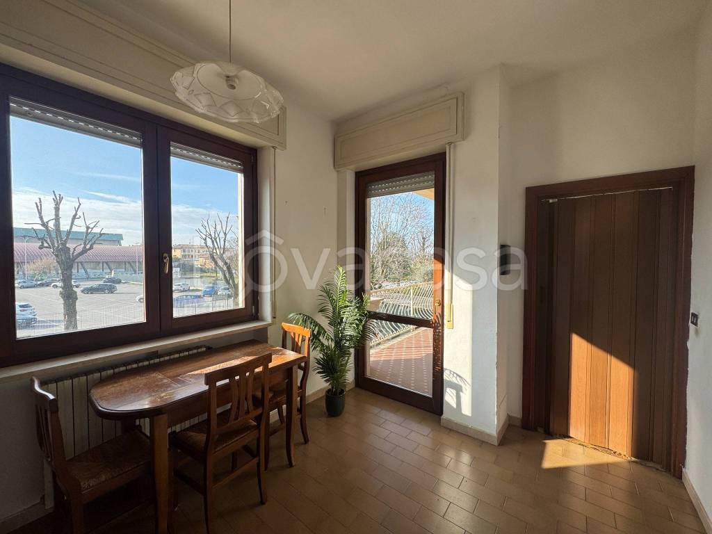 casa indipendente in vendita a Lonato del Garda
