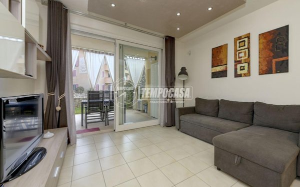 appartamento in vendita a Lonato del Garda in zona Bettola