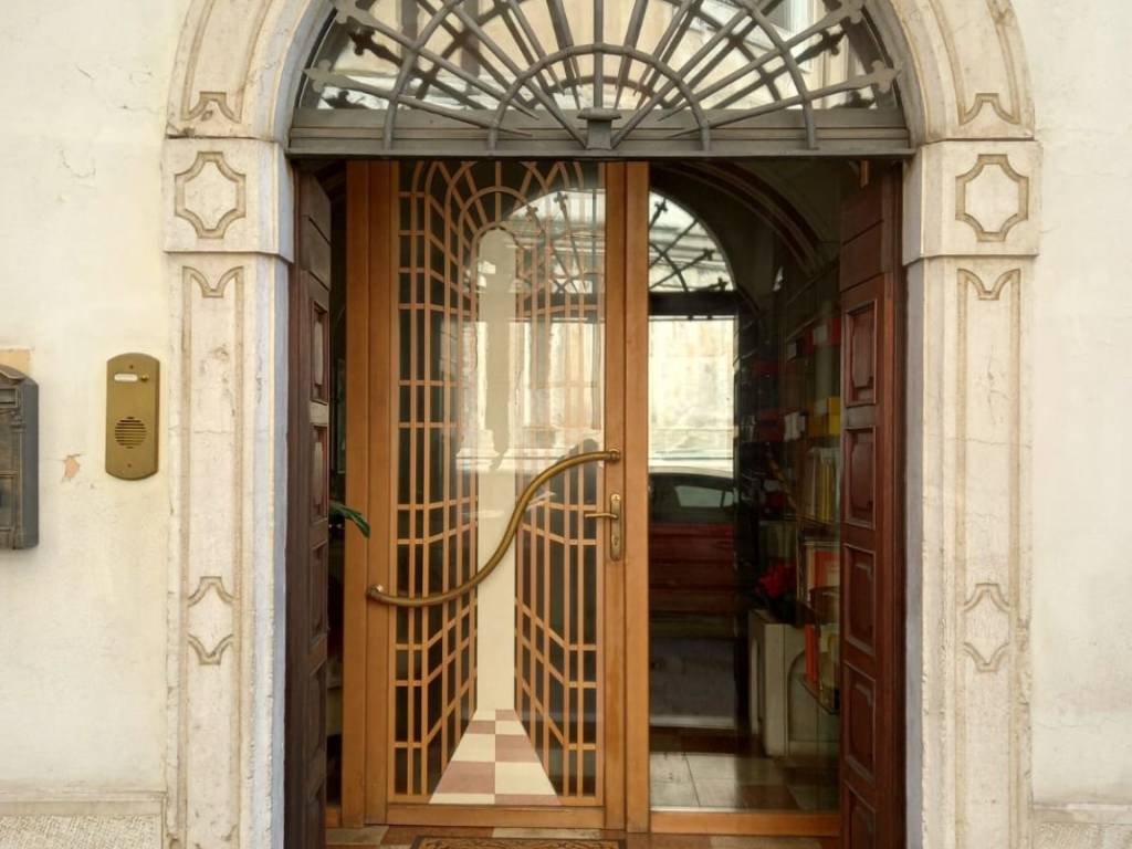 appartamento in vendita a Lonato del Garda