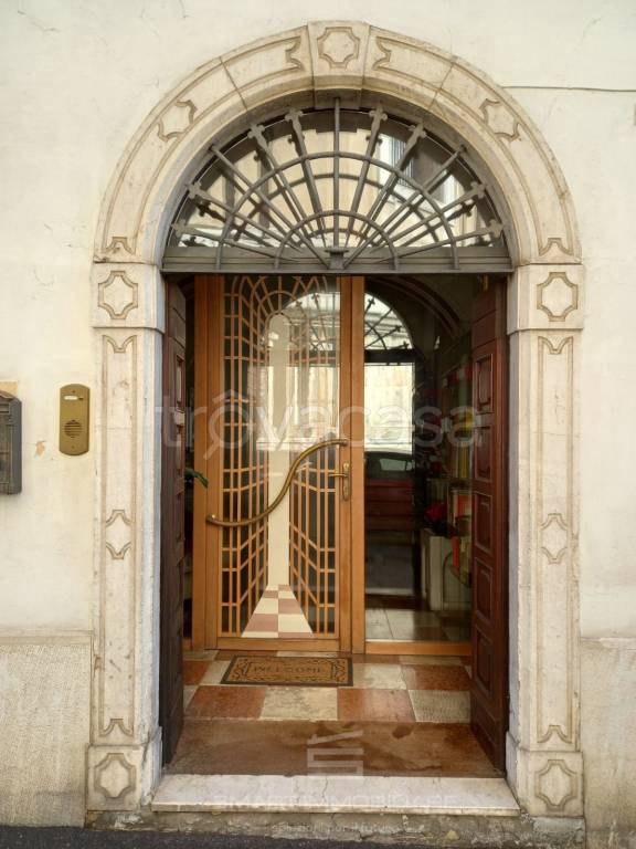 appartamento in vendita a Lonato del Garda