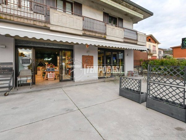 negozio in vendita a Lonato del Garda
