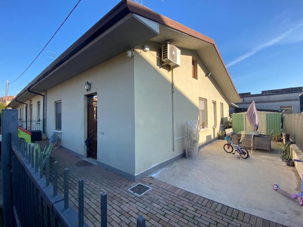 appartamento in vendita a Lonato del Garda