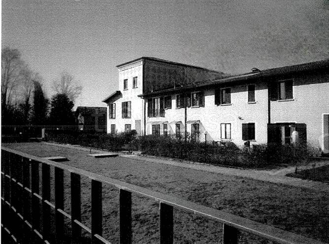 locale commerciale in vendita a Lonato del Garda