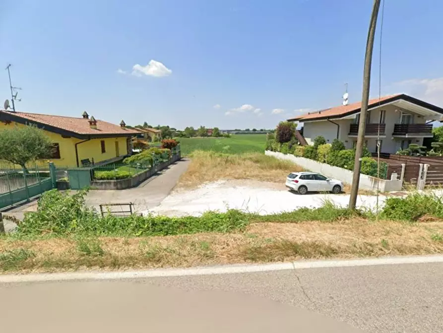 casa indipendente in vendita a Lonato del Garda in zona Malocco