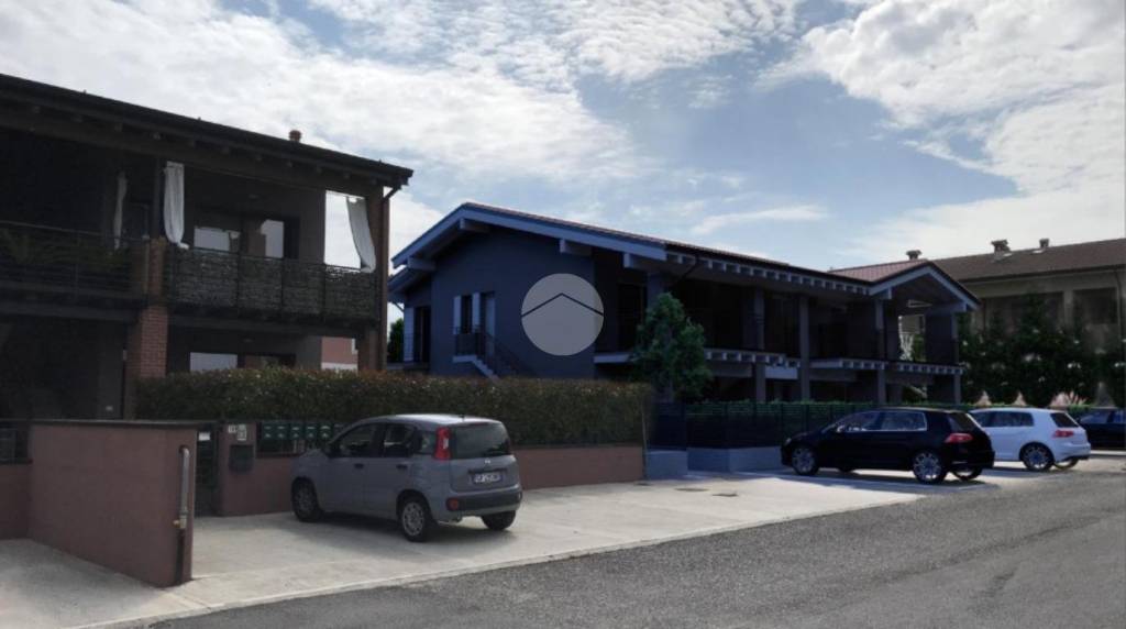 appartamento in vendita a Lonato del Garda in zona Sedena