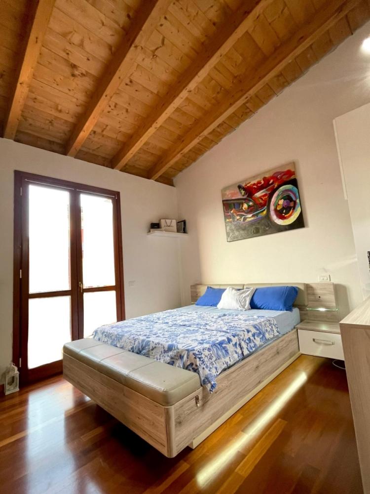 casa indipendente in vendita a Lonato del Garda