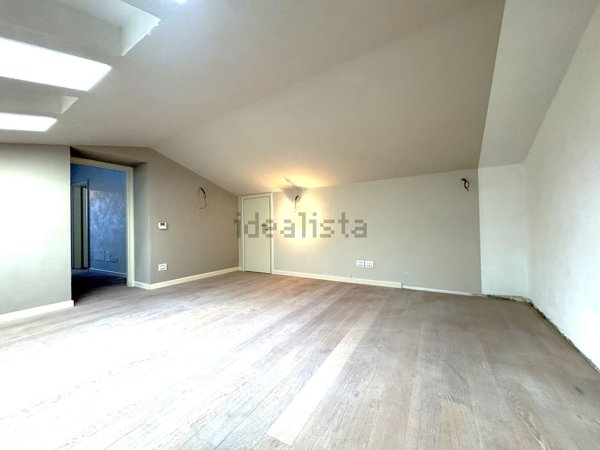 appartamento in vendita a Lonato del Garda in zona Lido