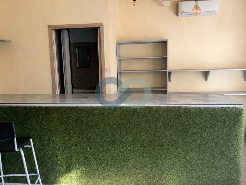 negozio in vendita a Lonato del Garda