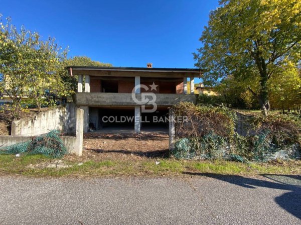 casa indipendente in vendita a Lonato del Garda