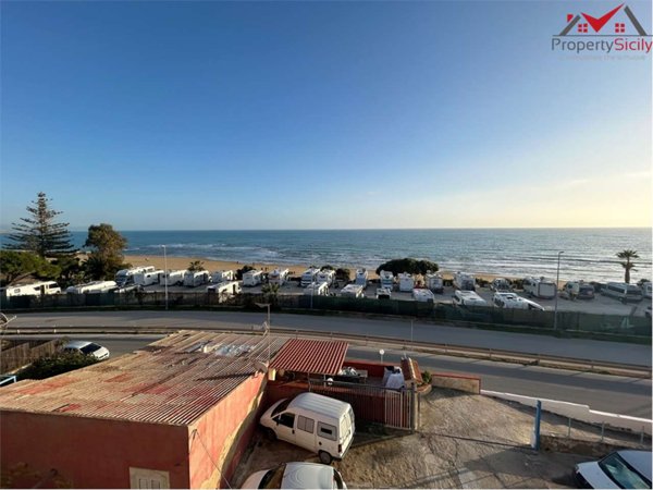 appartamento in vendita a Lonato del Garda in zona Lido