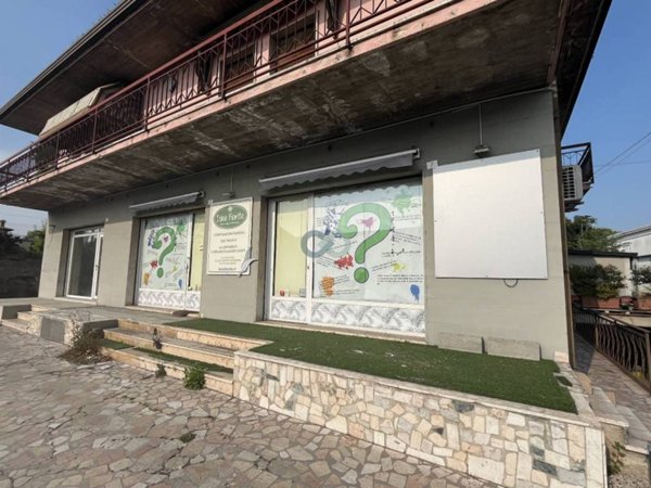 negozio in vendita a Lonato del Garda