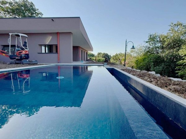 casa indipendente in vendita a Lonato del Garda in zona Lido