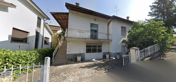 casa indipendente in vendita a Lonato del Garda in zona Bettola