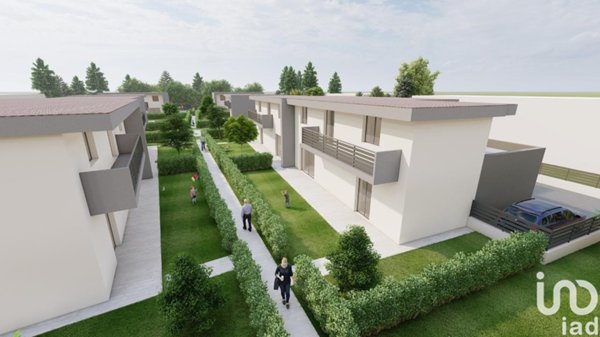 casa indipendente in vendita a Lonato del Garda