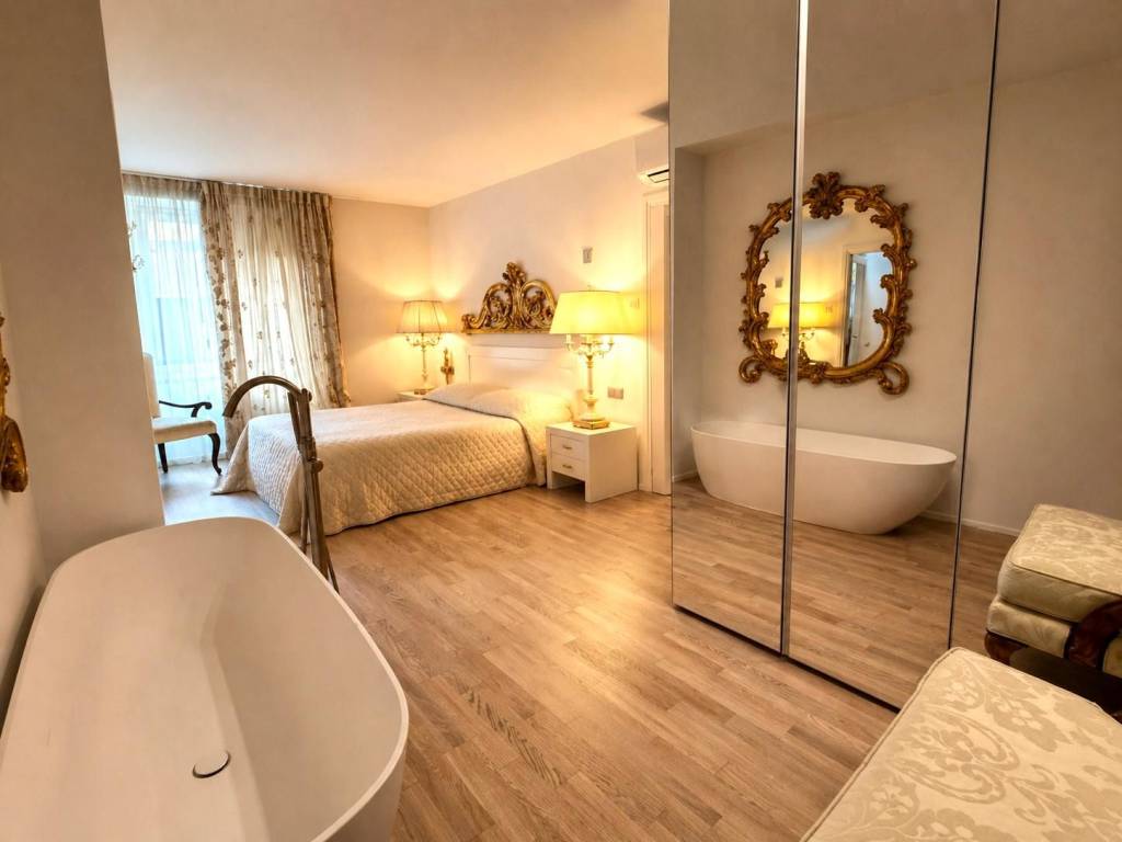 casa indipendente in vendita a Lonato del Garda