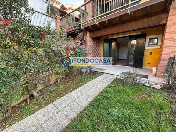 casa indipendente in vendita a Lonato del Garda in zona Malocco