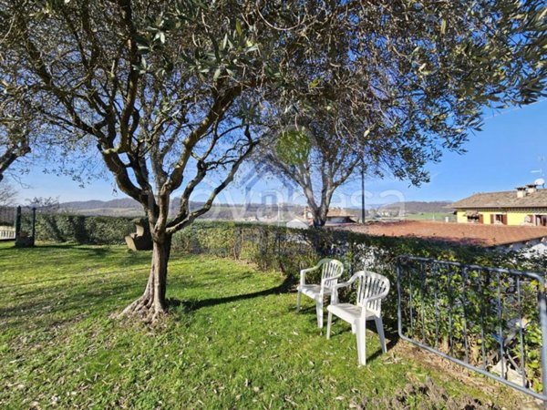 casa indipendente in vendita a Lonato del Garda