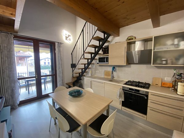 appartamento in vendita a Lonato del Garda in zona Lido