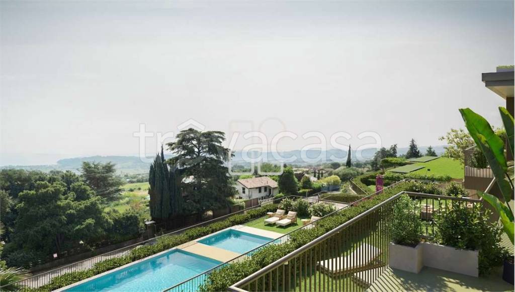 appartamento in vendita a Lonato del Garda in zona Barcuzzi