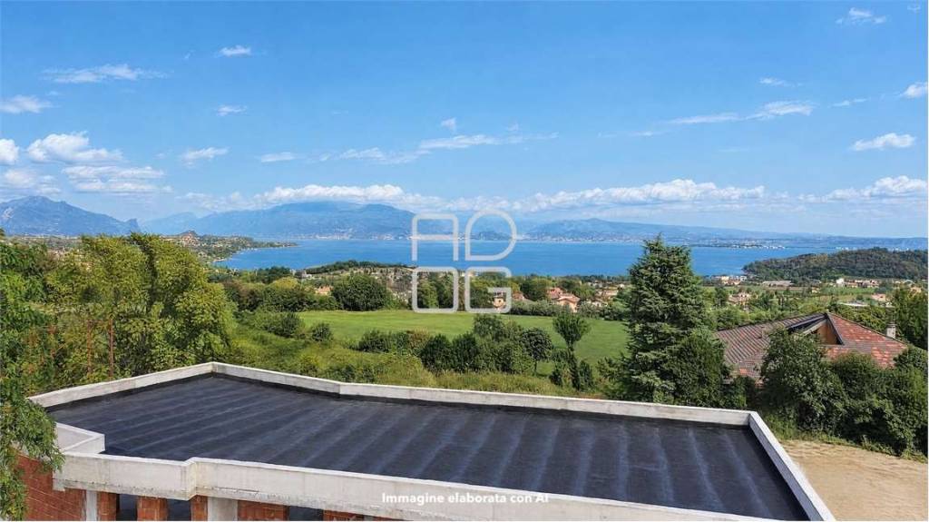 casa indipendente in vendita a Lonato del Garda in zona Barcuzzi