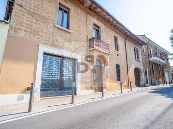 intera palazzina in vendita a Lonato del Garda