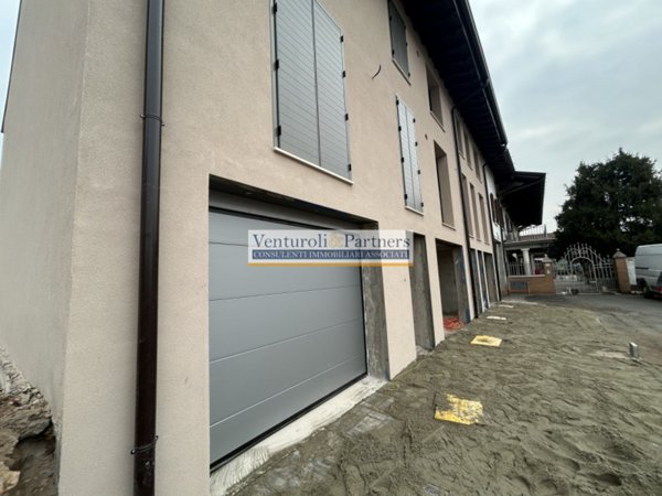 appartamento in vendita a Lonato del Garda in zona Esenta