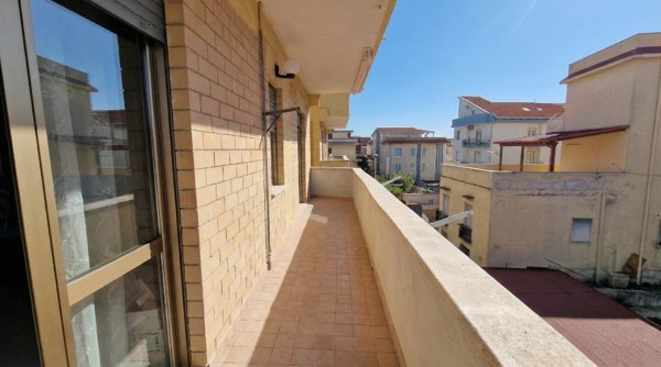 appartamento in vendita a Lonato del Garda in zona Lido