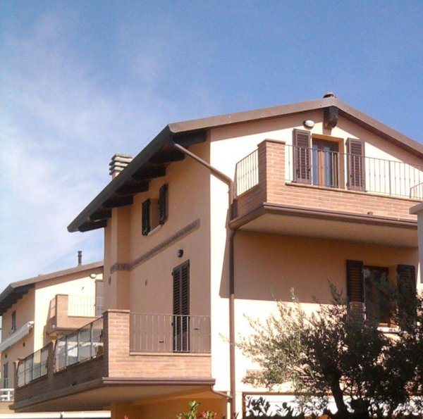appartamento in vendita a Lonato del Garda in zona Lido