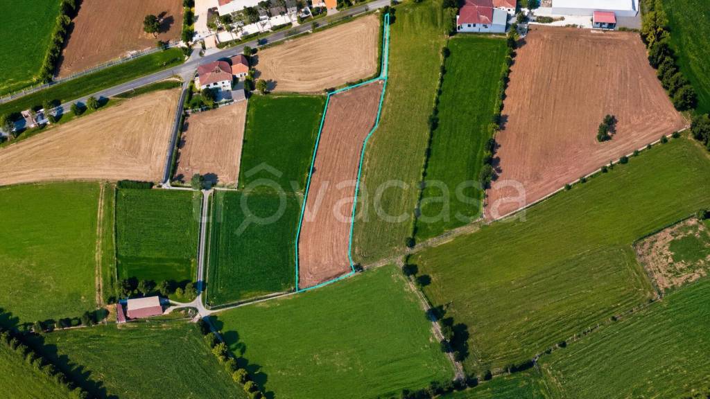terreno edificabile in vendita a Lonato del Garda in zona Bettola