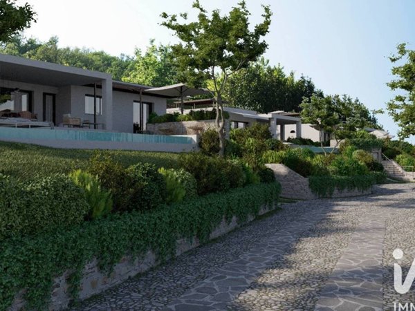 casa indipendente in vendita a Lonato del Garda