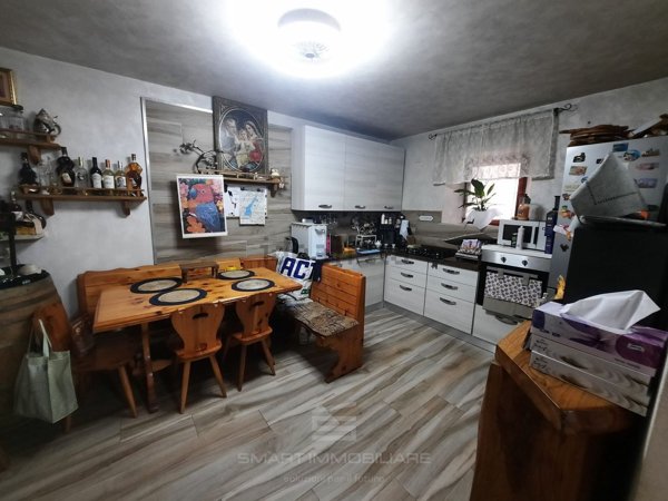 casa indipendente in vendita a Lonato del Garda