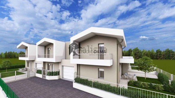 casa indipendente in vendita a Lonato del Garda