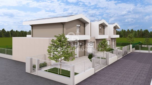 casa indipendente in vendita a Lonato del Garda in zona Sedena