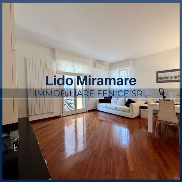 appartamento in vendita a Lonato del Garda in zona Lido