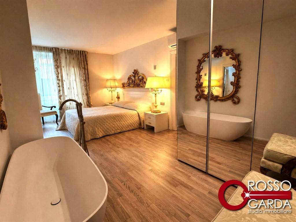 casa indipendente in vendita a Lonato del Garda