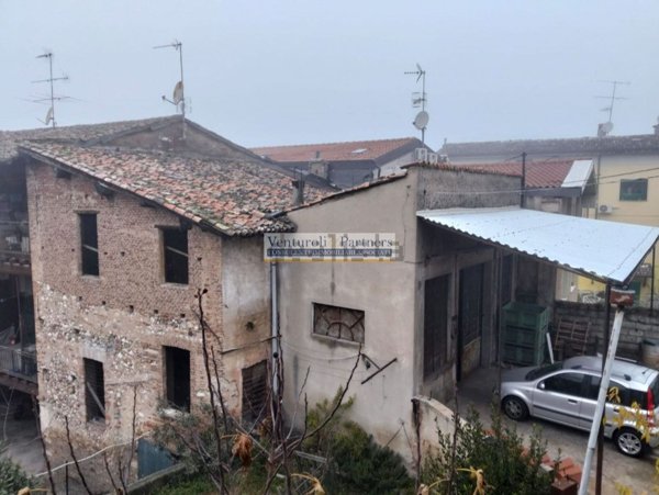 casale in vendita a Lonato del Garda in zona Lido