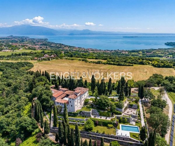 appartamento in vendita a Lonato del Garda in zona Drugolo