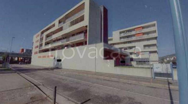 appartamento in vendita a Lonato del Garda in zona San Polo