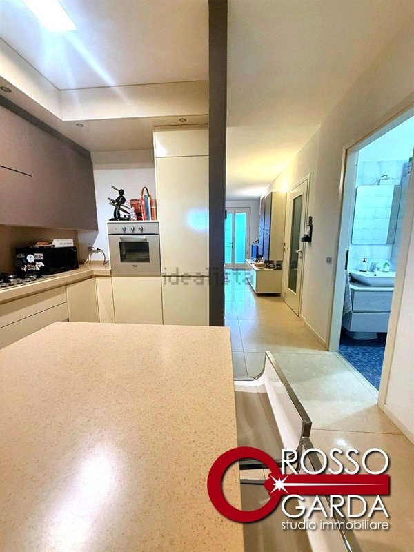 casa indipendente in vendita a Lonato del Garda in zona Esenta