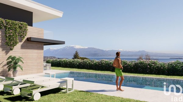 casa indipendente in vendita a Lonato del Garda in zona Barcuzzi