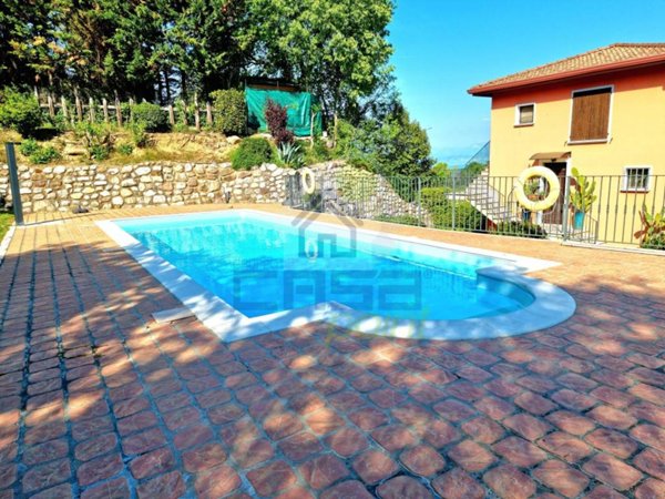 appartamento in vendita a Lonato del Garda in zona Maguzzano