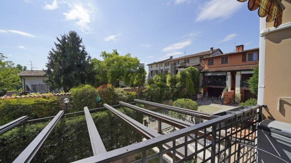 casa indipendente in vendita a Lonato del Garda in zona Sedena