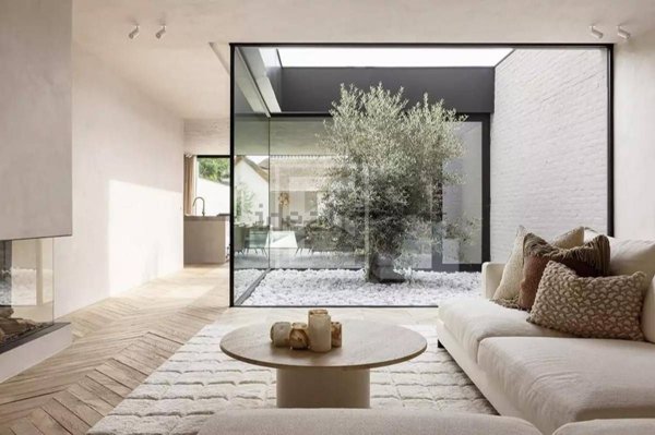 casa indipendente in vendita a Lonato del Garda
