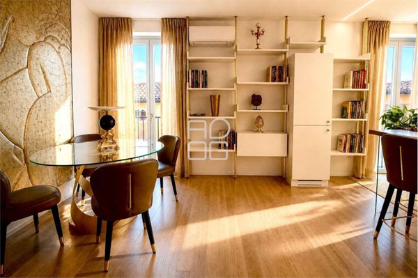 casa indipendente in vendita a Lonato del Garda in zona Lido