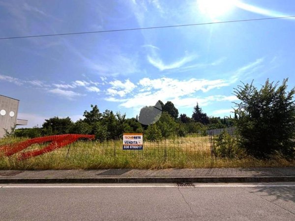 terreno agricolo in vendita a Lonato del Garda in zona Centenaro