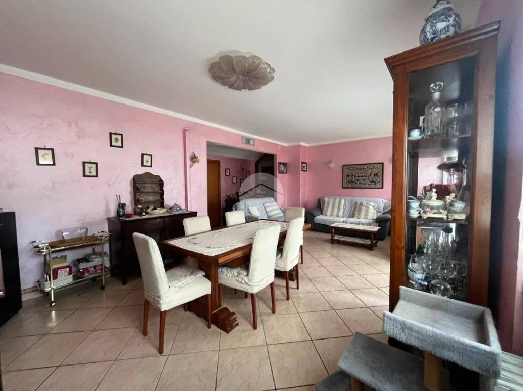 appartamento in vendita a Lonato del Garda in zona Lido