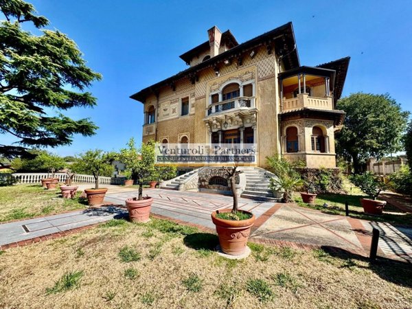 casa indipendente in vendita a Lonato del Garda in zona Malocco