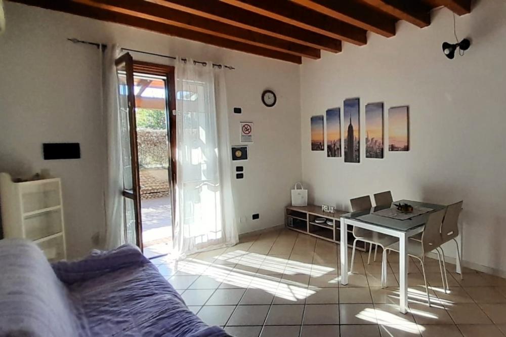 appartamento in vendita a Lonato del Garda in zona Cominello