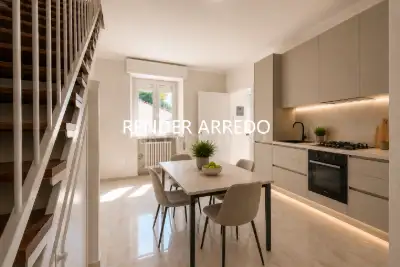 casa indipendente in vendita a Lonato del Garda in zona Centenaro